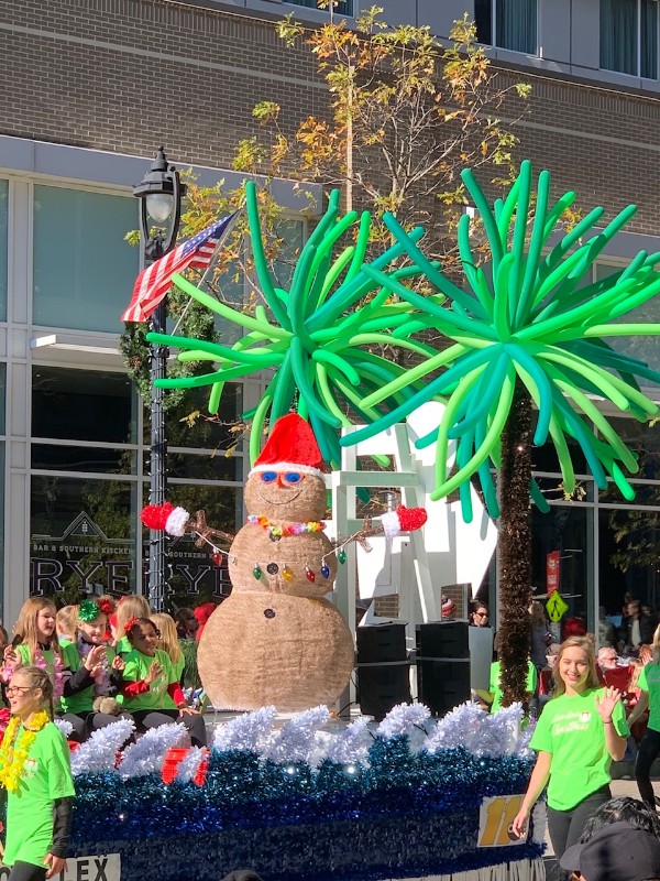 2018 Raleigh Christmas Parade snowman float